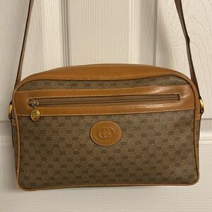 Gucci Micro GG Brown Tan Classic Camera Bag Gold Hardware #001-093-0942